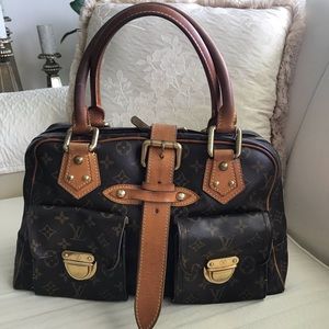 Authentic LOUIS VUITTON Monogram Manhattan PM